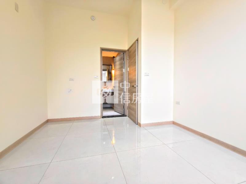 太平*麗馳麗景16期*豪華電梯店墅.全新完工.歡迎鑑賞房屋室內格局與周邊環境