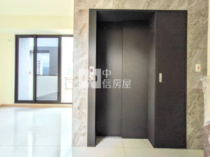 太平*麗馳麗景16期*豪華電梯店墅.全新完工.歡迎鑑賞房屋室內格局與周邊環境