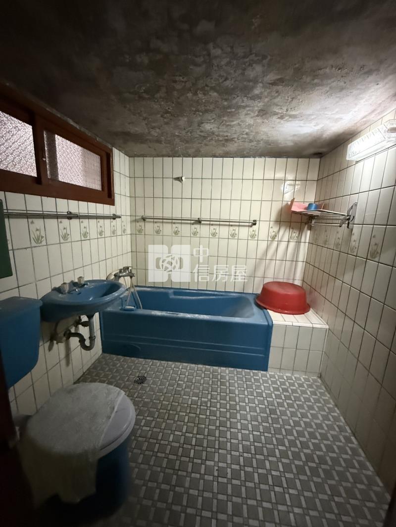 中壢體育園區超值透天店面房屋室內格局與周邊環境