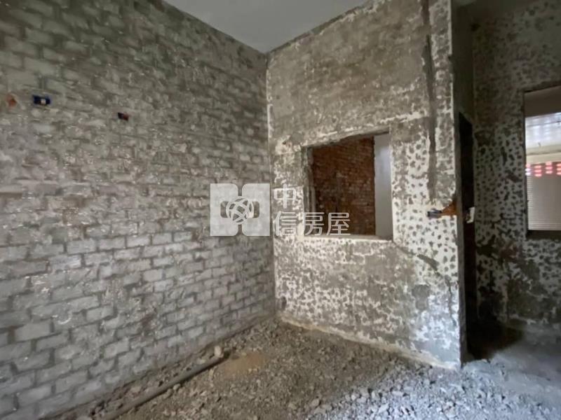 陸總旁大地坪店住房屋室內格局與周邊環境