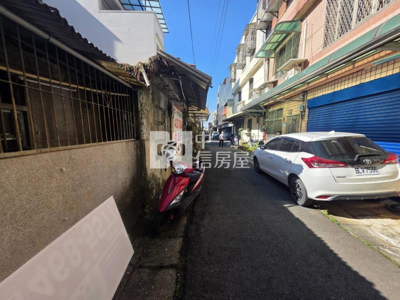 (專任)龍岡大操場超大地坪買地送屋房屋室內格局與周邊環境