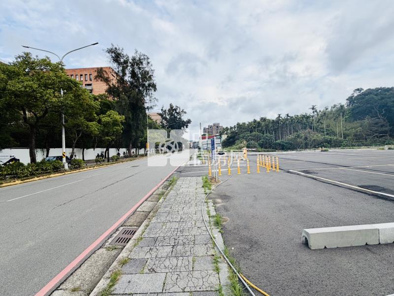 竹科清大寶山路旁土地房屋室內格局與周邊環境