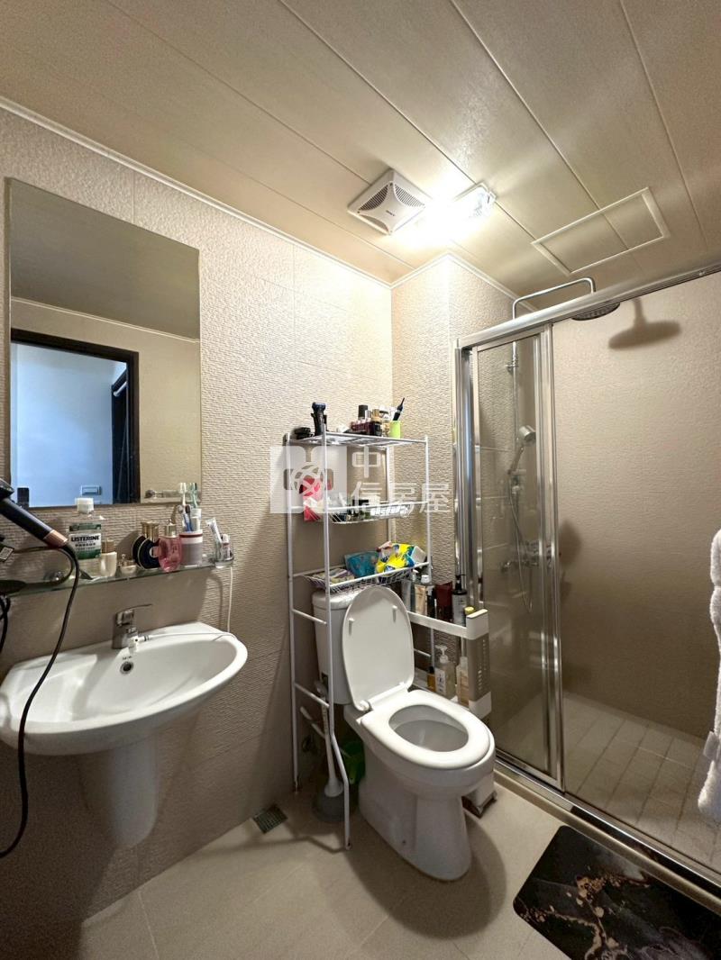 樹義商圈新月灣大三房平車視野戶房屋室內格局與周邊環境