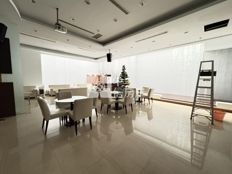 勤美綠園道獨家稀有釋出精裝大三房平車房屋室內格局與周邊環境