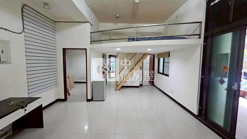 ●華麗站前挑高一樓房屋室內格局與周邊環境