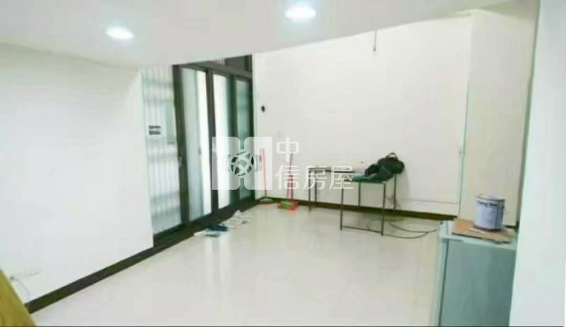 ●華麗站前挑高一樓房屋室內格局與周邊環境