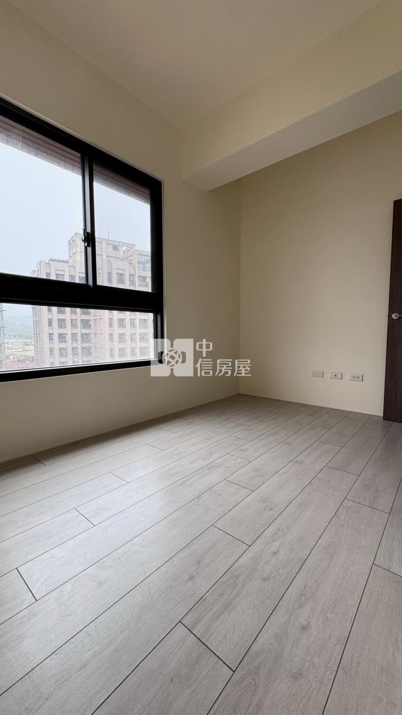 皇威丰格二房二衛平車房屋室內格局與周邊環境