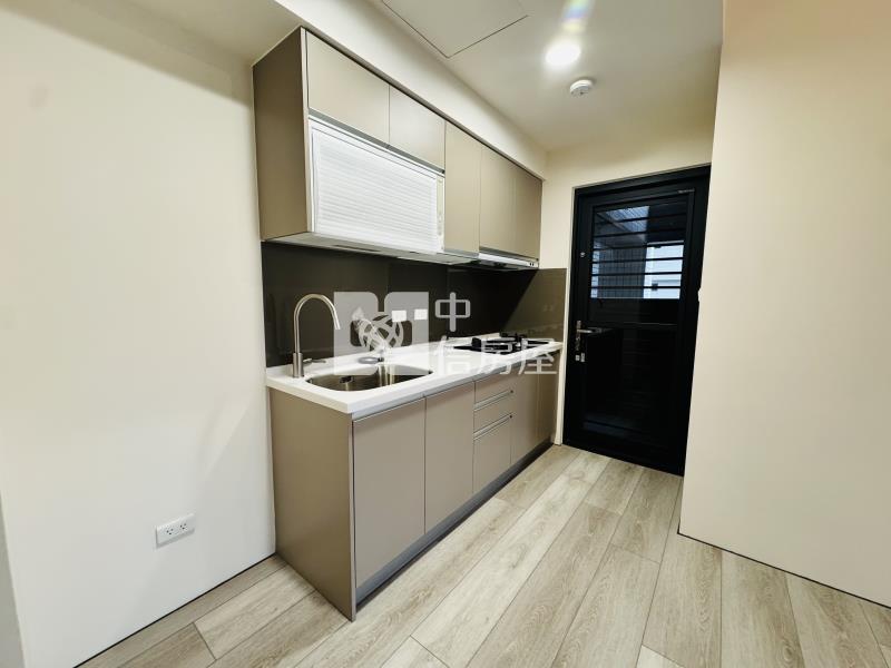 大園高誠君璽兩房兩衛+平車房屋室內格局與周邊環境