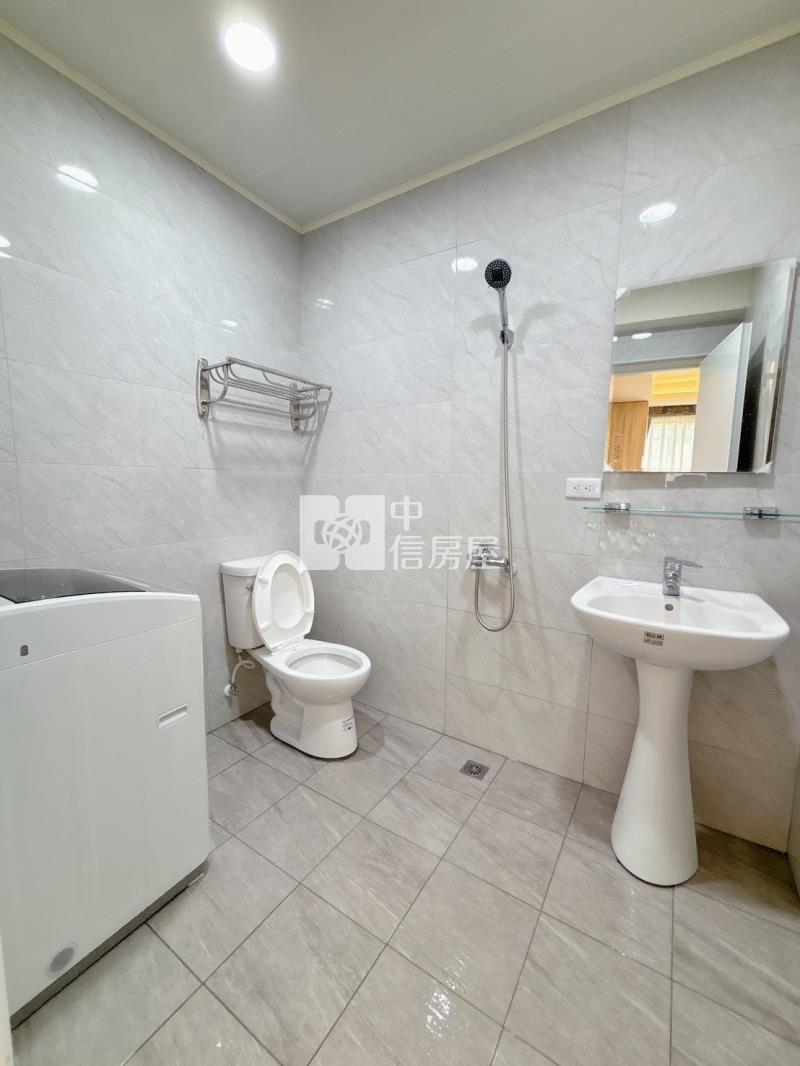 太原精武車站買五樓送六樓精美裝潢收租3單位房屋室內格局與周邊環境