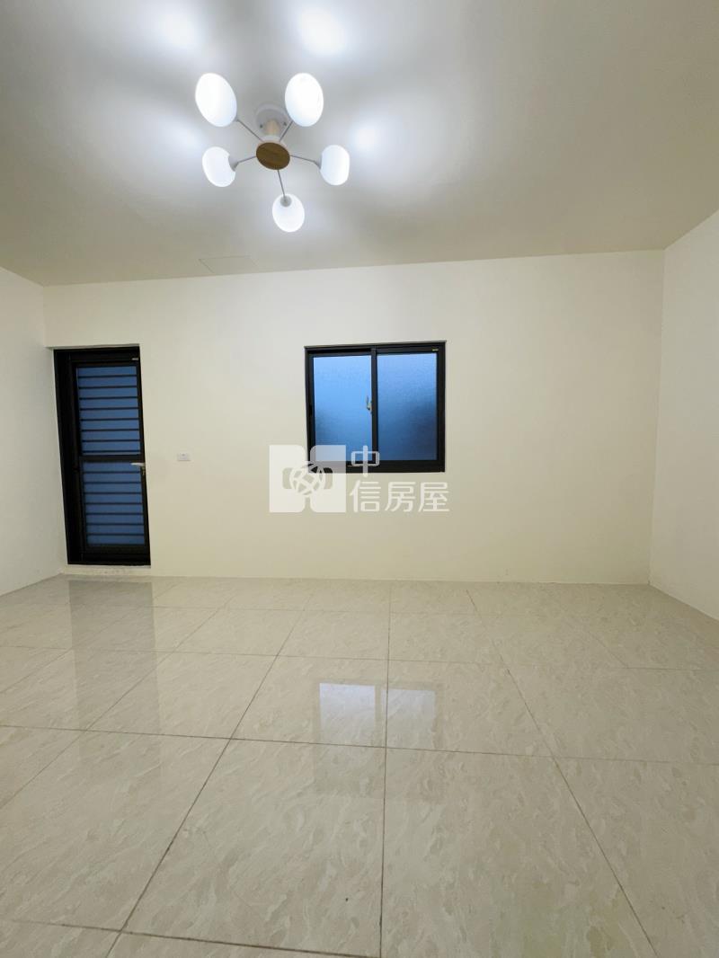 南亞商圈大面寬透天房屋室內格局與周邊環境