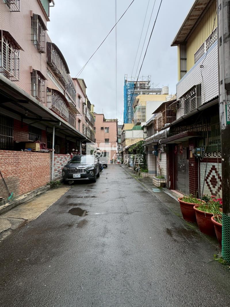 南亞商圈大面寬透天房屋室內格局與周邊環境