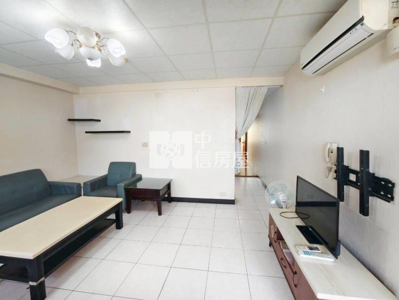 北區公園路低總價亮麗兩房大樓房屋室內格局與周邊環境