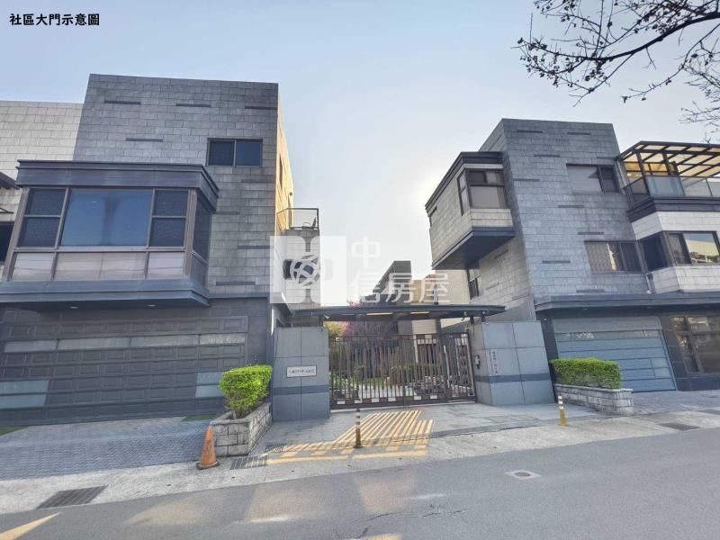 5X87城中央電梯別墅房屋室內格局與周邊環境