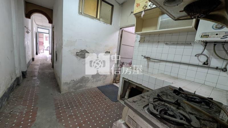 崇德商圈低總買地送屋透天厝房屋室內格局與周邊環境