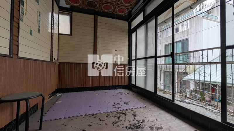 崇德商圈低總買地送屋透天厝房屋室內格局與周邊環境
