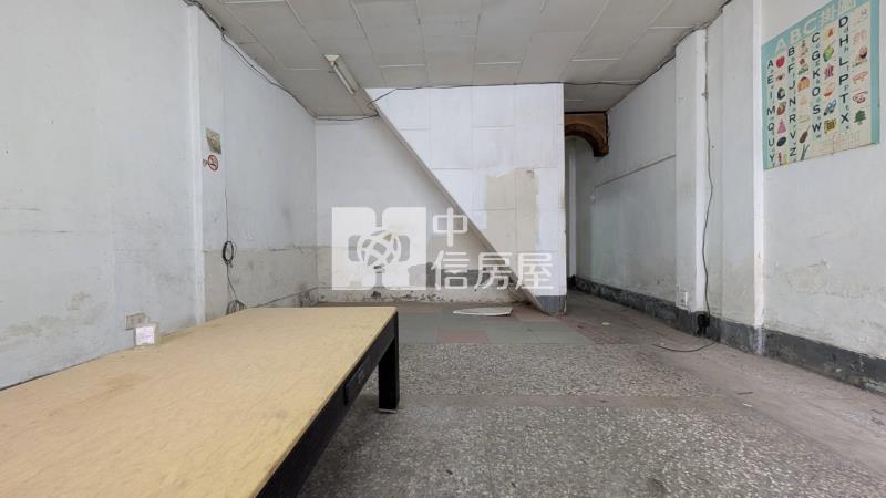 崇德商圈低總買地送屋透天厝房屋室內格局與周邊環境