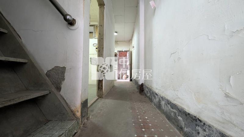 崇德商圈低總買地送屋透天厝房屋室內格局與周邊環境