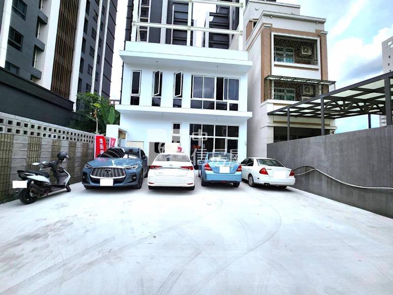 機捷旁10米大面寬透天電梯店霸房屋室內格局與周邊環境