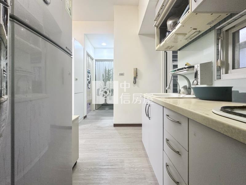 漢神百貨旁欣光水蓮精緻美二房房屋室內格局與周邊環境