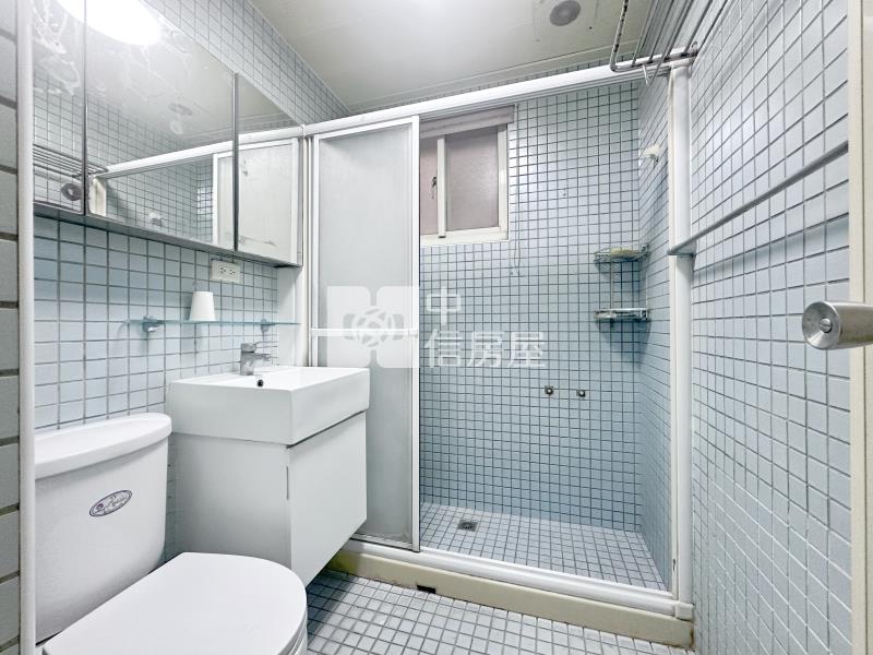 漢神百貨旁欣光水蓮精緻美二房房屋室內格局與周邊環境