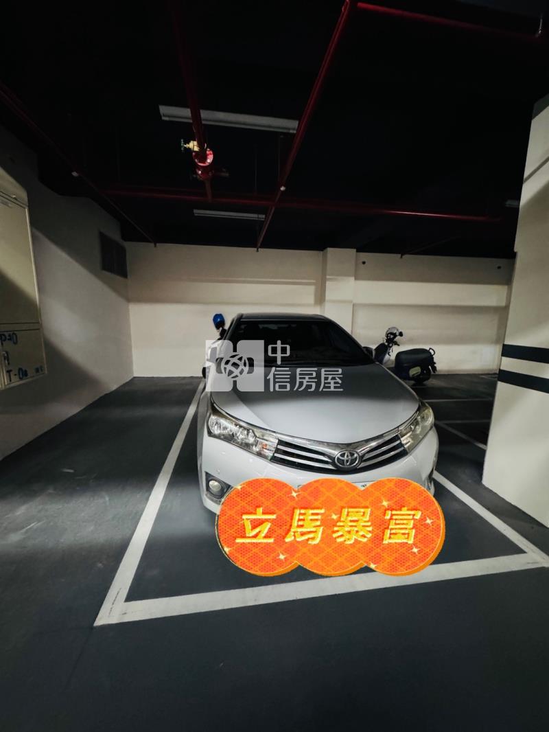 近新坡2房2衛+車位|立冠敦皇房屋室內格局與周邊環境