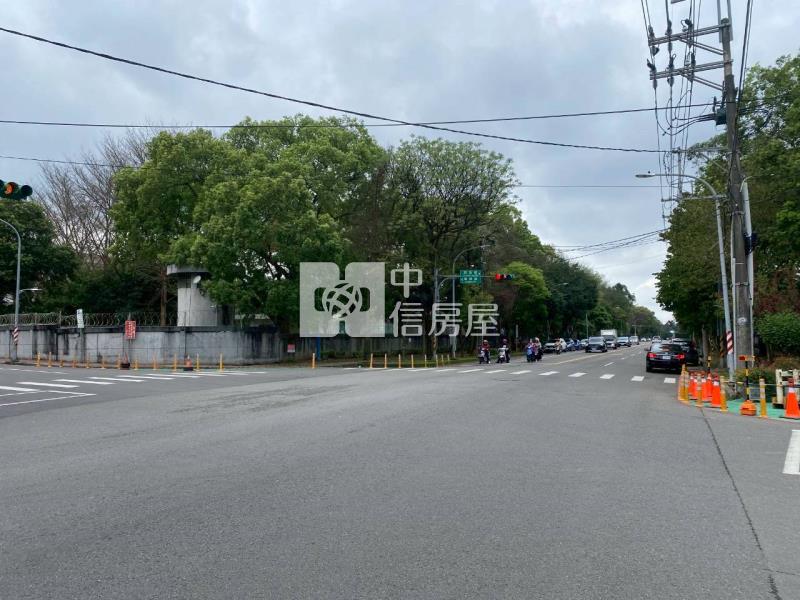 忠貞市場一樓公寓房屋室內格局與周邊環境