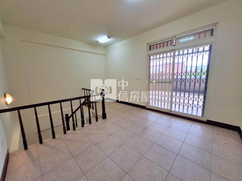 獅子林室內雙車位美墅房屋室內格局與周邊環境