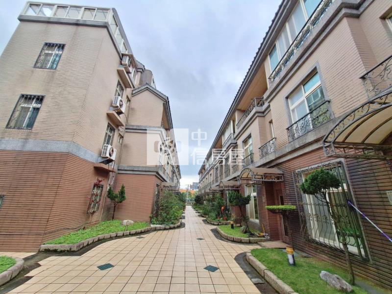 獅子林室內雙車位美墅房屋室內格局與周邊環境