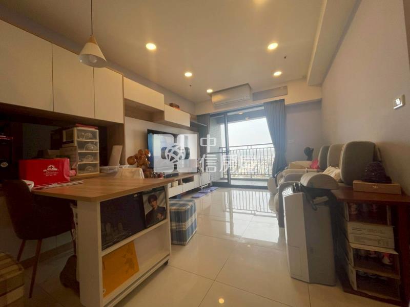 勝美新橫濱-輕屋齡二房含平面車位房屋室內格局與周邊環境