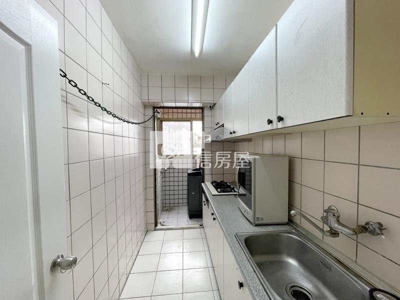 金龍街三房美寓(專任)房屋室內格局與周邊環境