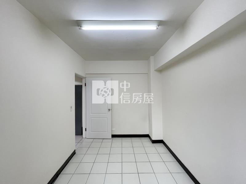 金龍街三房美寓(專任)房屋室內格局與周邊環境