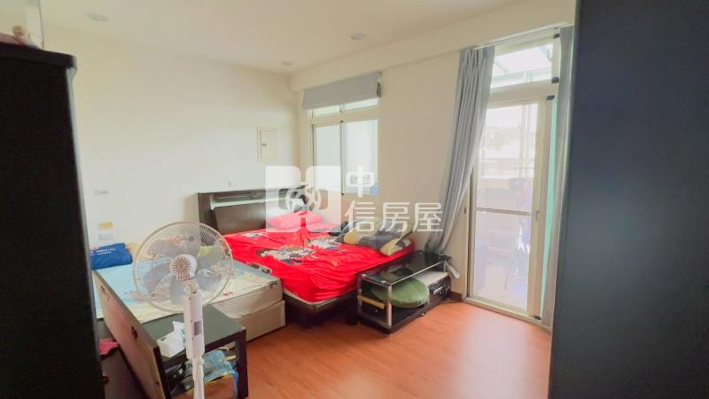 龍潭石門【紅橋】20米路旁庭院透天別墅房屋室內格局與周邊環境