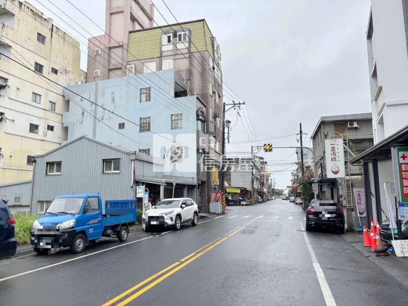 羅東轉運站一棟商業區店住房屋室內格局與周邊環境