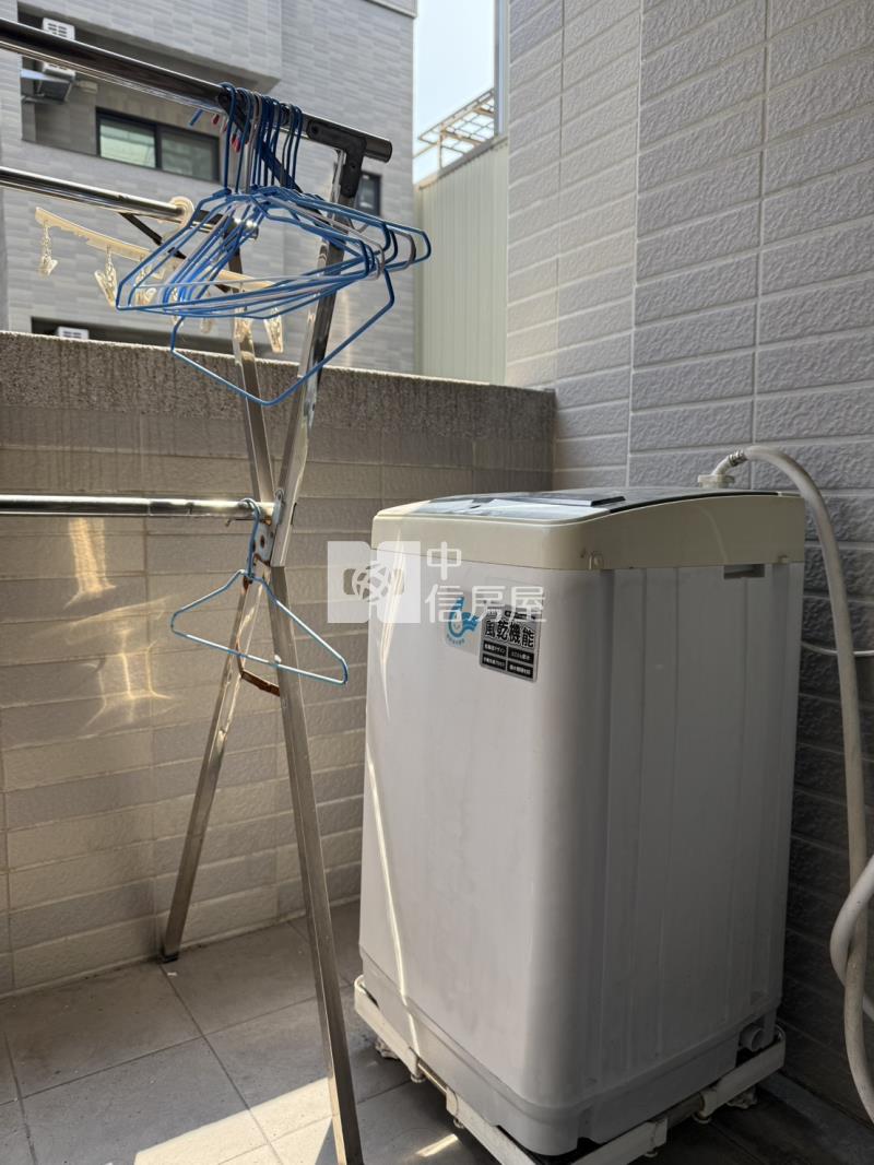 內埔龍頸溪畔電梯店面房屋室內格局與周邊環境