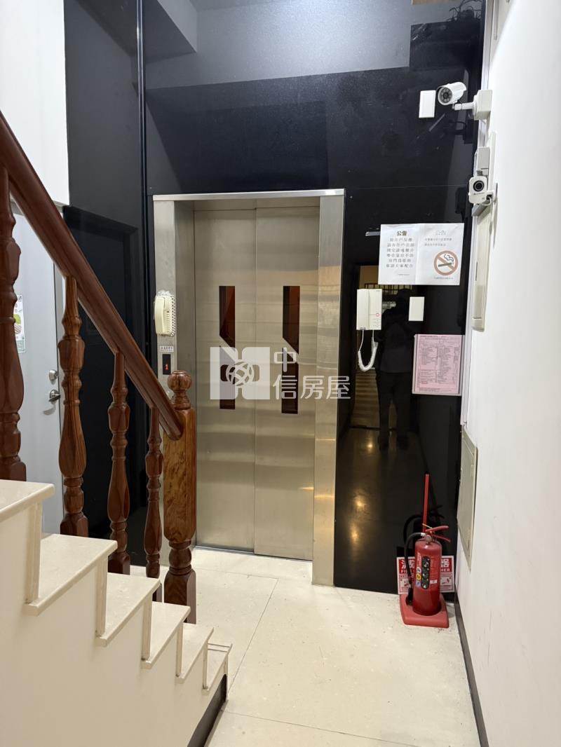 內埔龍頸溪畔電梯店面房屋室內格局與周邊環境