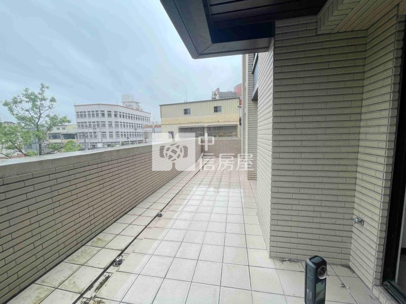 宜市法吉歐里大露台車位三房房屋室內格局與周邊環境