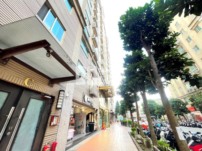 【新世紀】永豐高中景觀四房車房屋室內格局與周邊環境