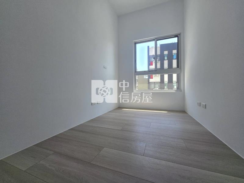 竹南園區美三房平車房屋室內格局與周邊環境