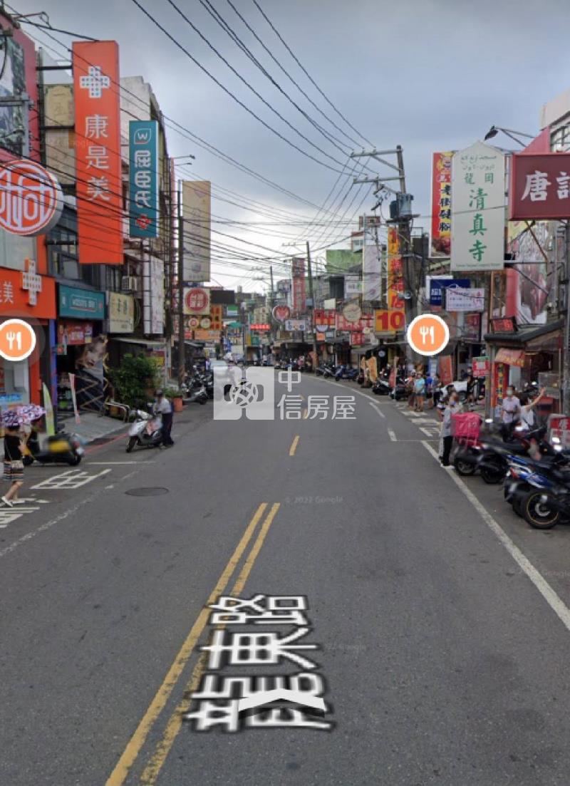 龍岡忠貞雙店面房屋室內格局與周邊環境