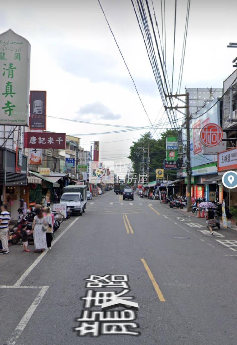 龍岡忠貞雙店面房屋室內格局與周邊環境