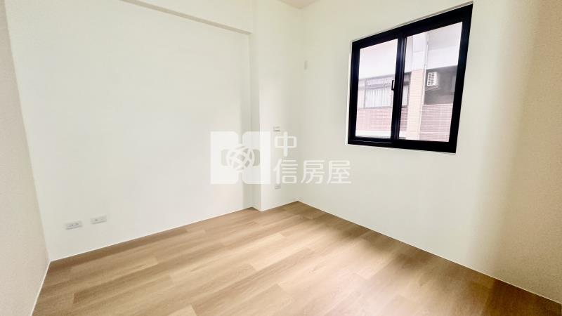 明亮全新2房平車美居房屋室內格局與周邊環境