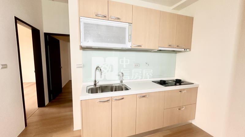 明亮全新2房平車美居房屋室內格局與周邊環境