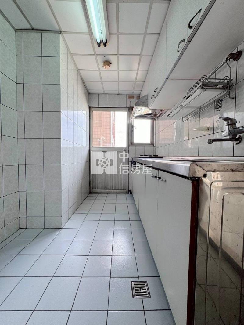 陽光學區美3房房屋室內格局與周邊環境