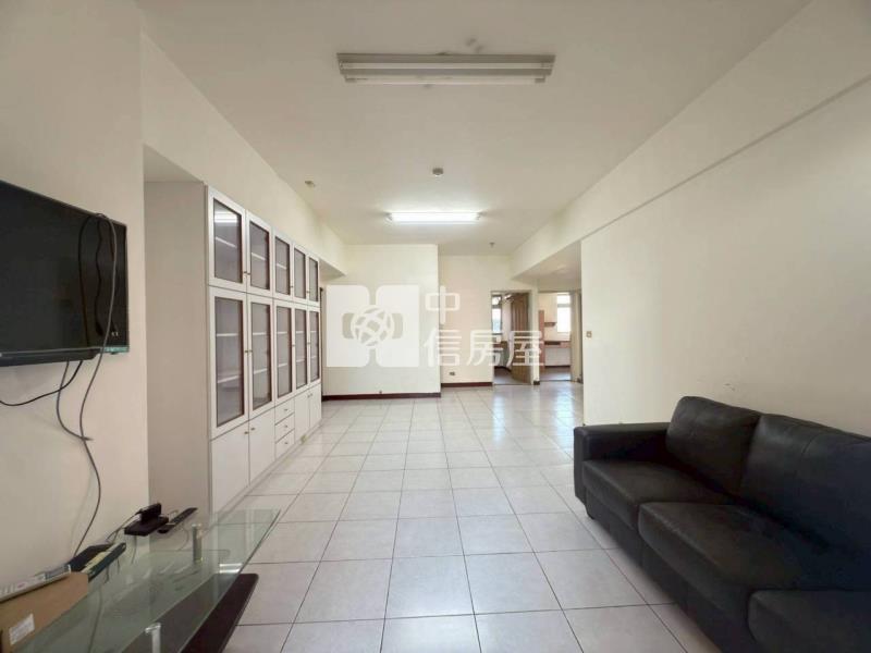 陽光學區美3房房屋室內格局與周邊環境