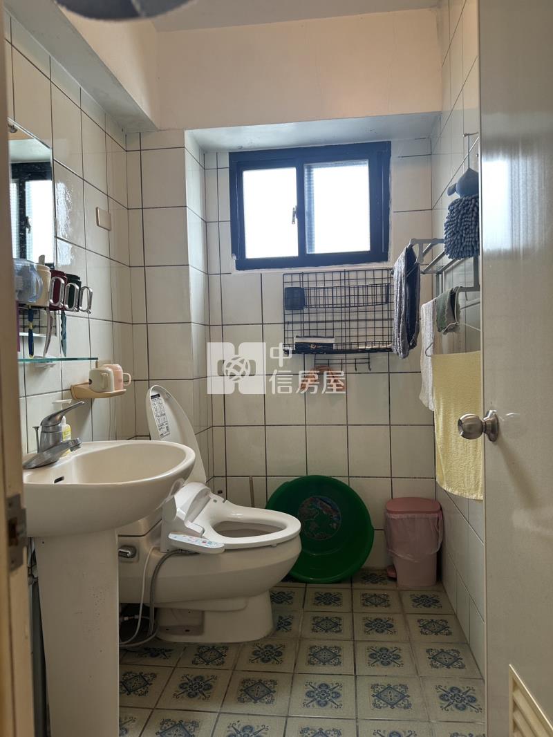 210羅東正學區旁4房華廈房屋室內格局與周邊環境