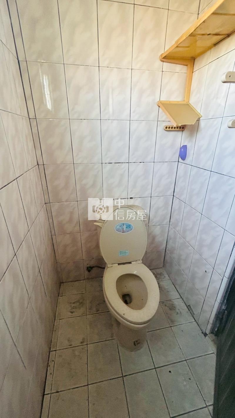 D1-35市區近市場公寓房屋室內格局與周邊環境