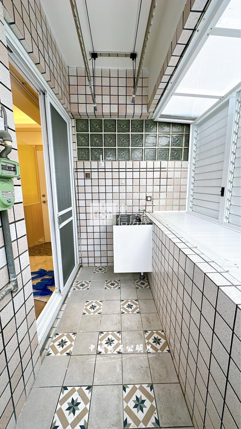 經國新城商圈美兩房房屋室內格局與周邊環境