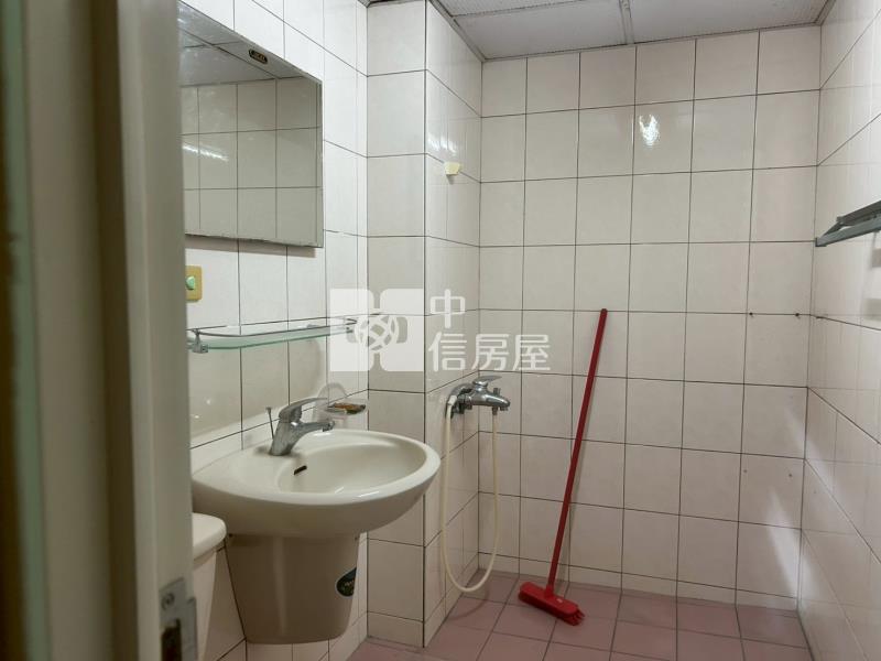 南門路名校學區光亮二樓寓+升降式平車房屋室內格局與周邊環境