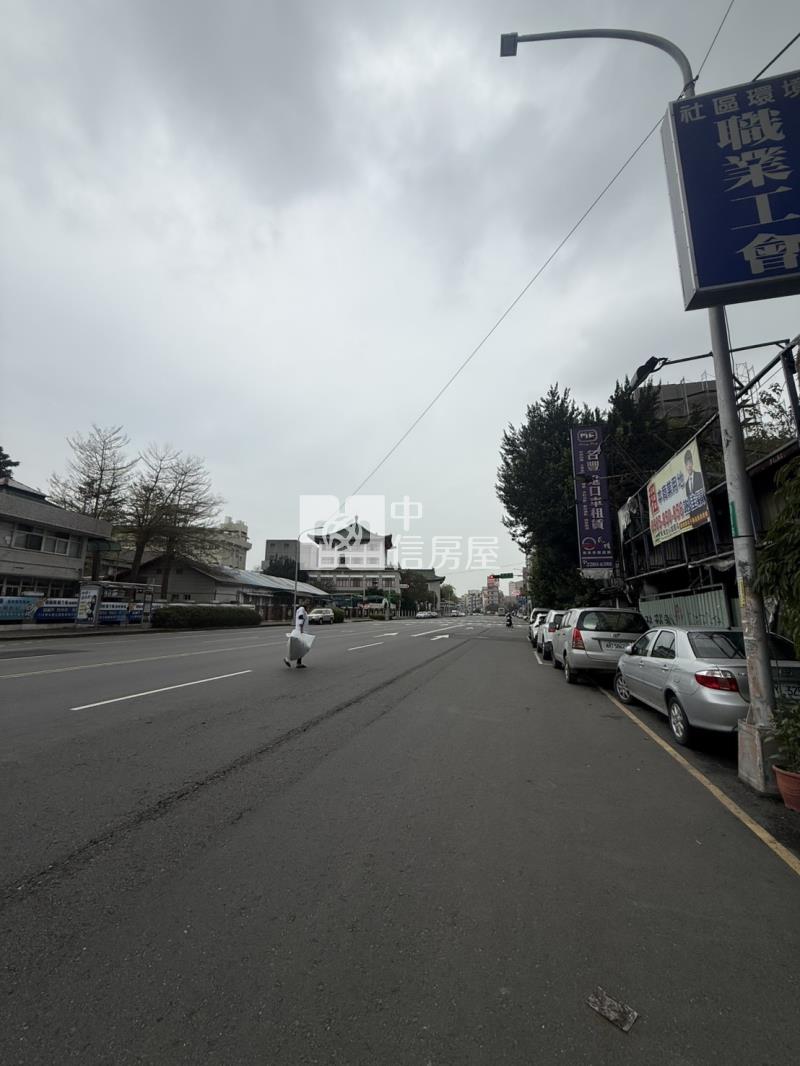 近忠孝路夜市正台中路低總價黃金收租店面房屋室內格局與周邊環境