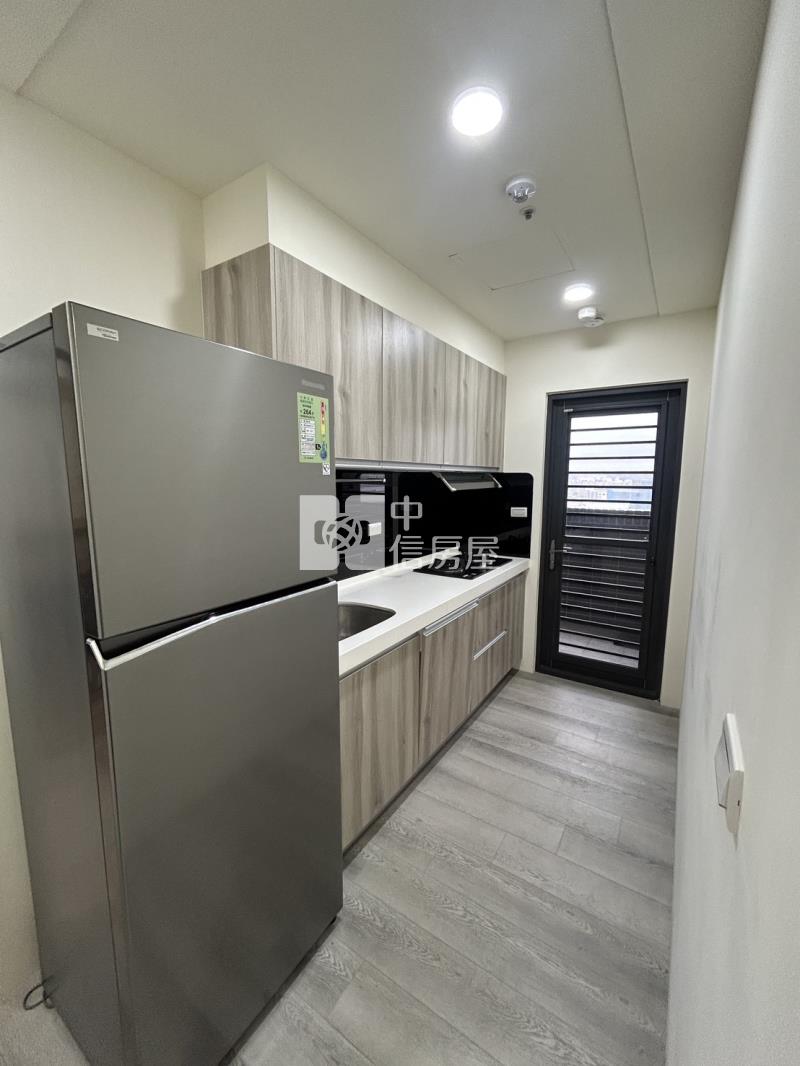 客運園區三房雙車位｜璟都凱悅房屋室內格局與周邊環境